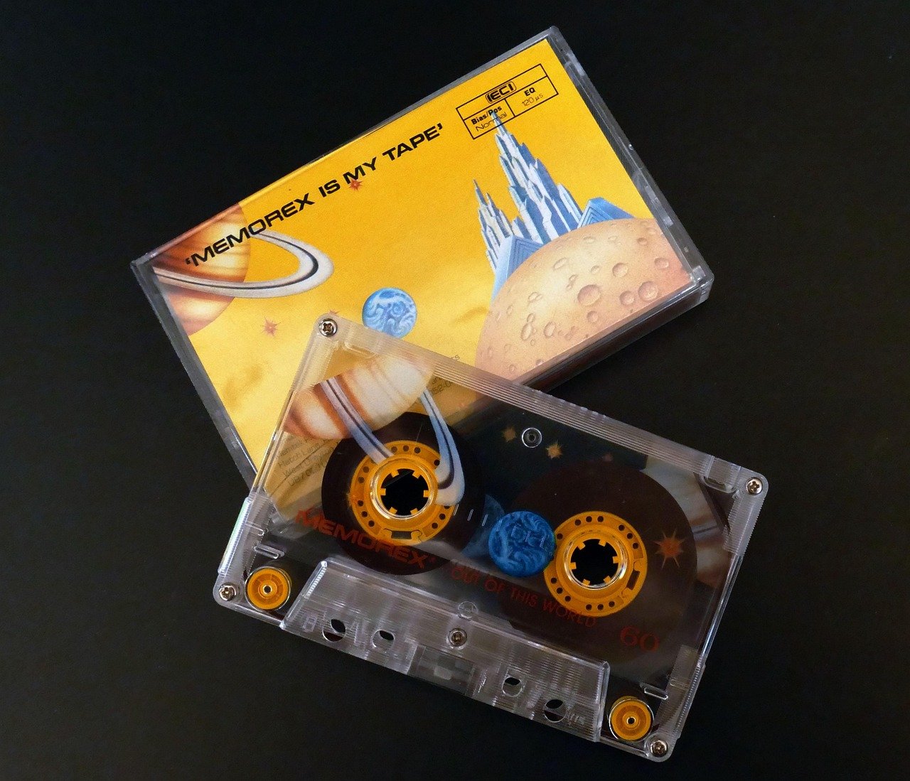 cassette-2055620_1280